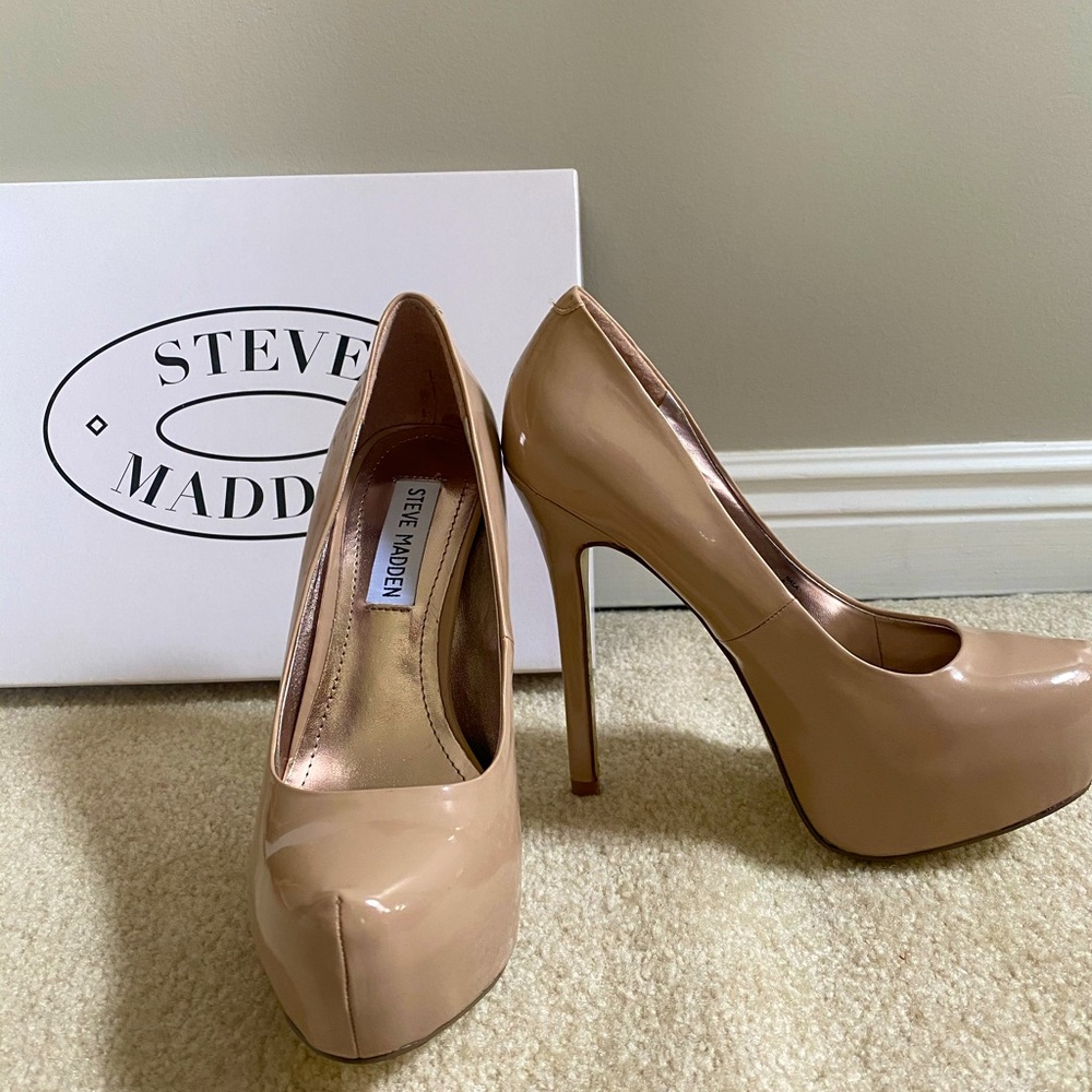 hidden platform pumps